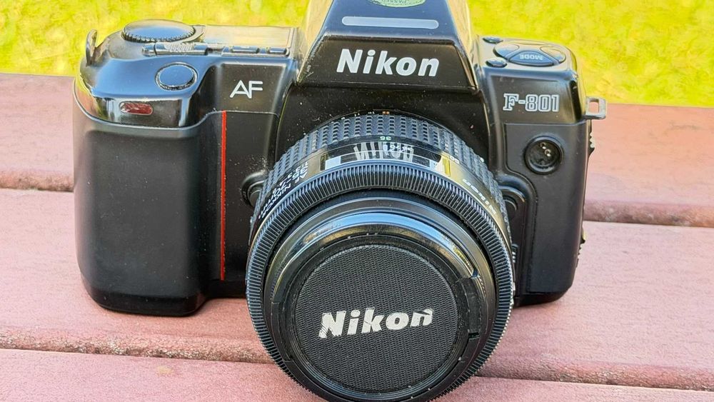 máquina fotográfica Nikon