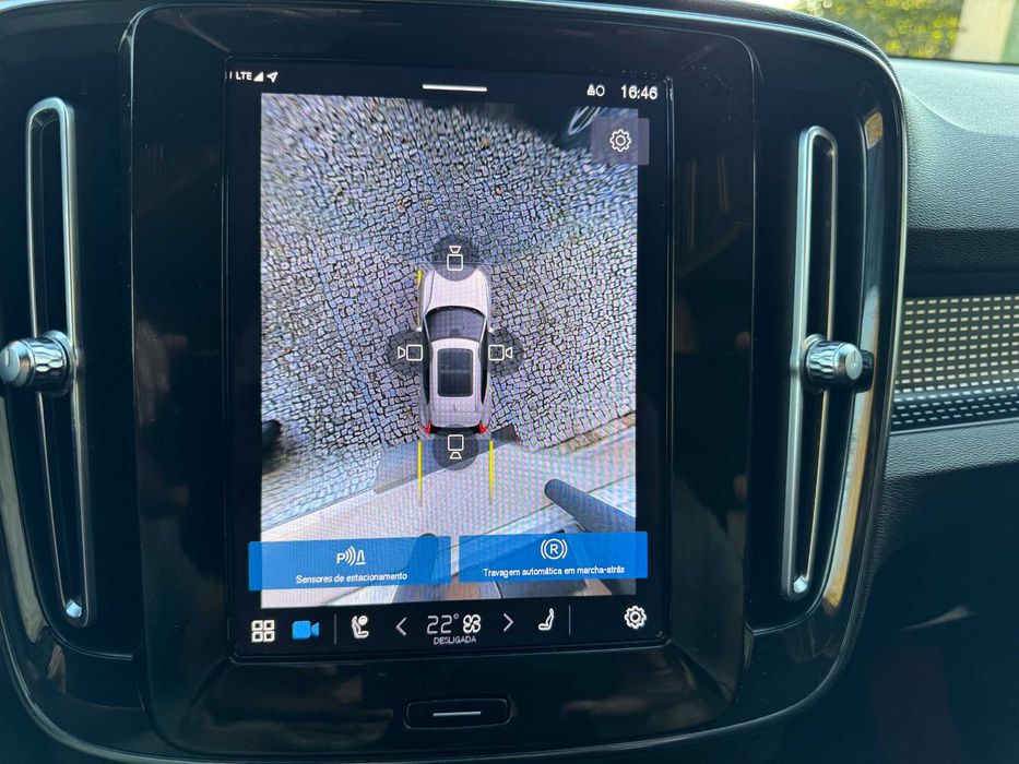 Volvo XC 40 P8 AWD Recharge RDesign