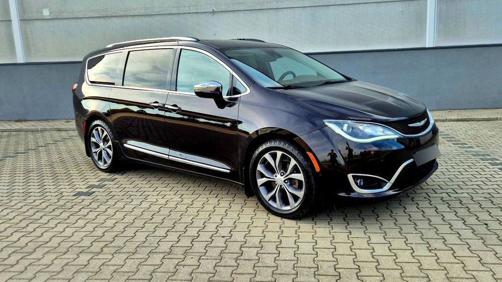 Chrysler Pacifica