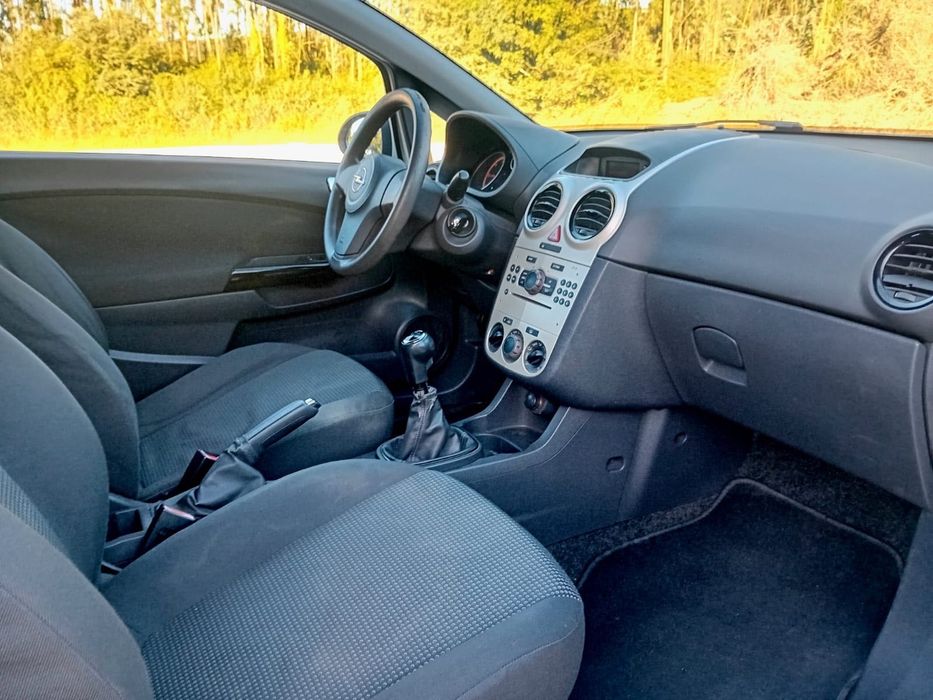 Opel corsa D 1.3