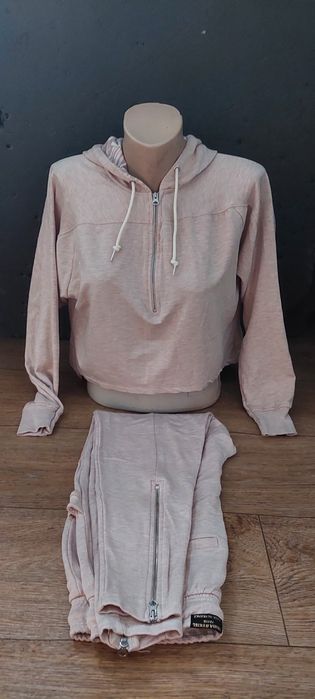 Костюм спортивный H&M