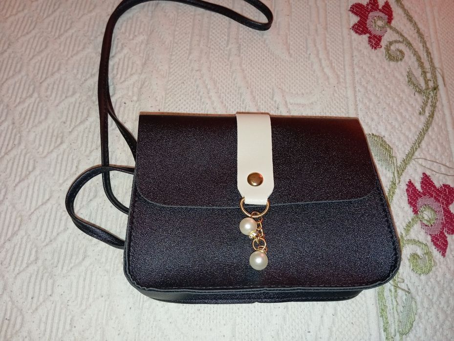 Bolsas , tênis mais informações por MP