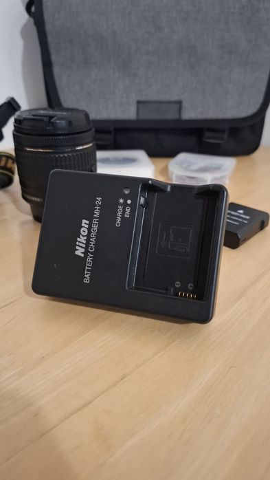 Nikon D5600 + AF-P 18-55mm VR