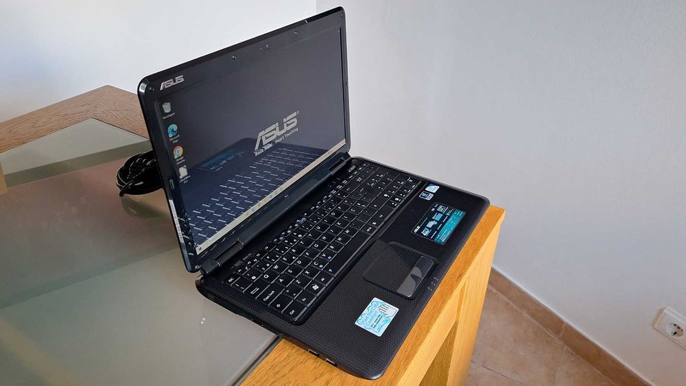 Asus K50IE- Intel T4500 2.3GHz- 8GB Ram- SSD 240GB