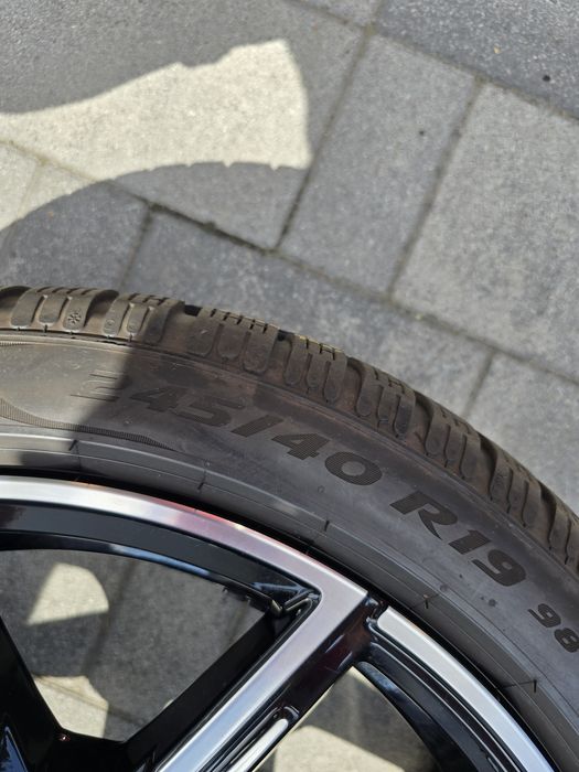 Oryginalne 19-calowe koła BMW 859M (M Y-Spoke)Jet Black glossy