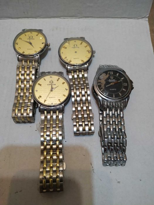 новые наручные часы