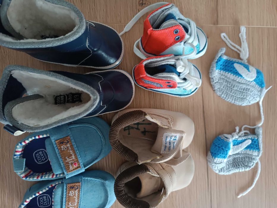 Buty niemowlęce różne