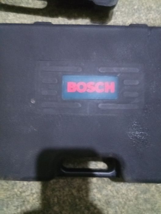 Całość Wyprzedaż garażowa wkrętarki Bosch Grundig sprzęt grający