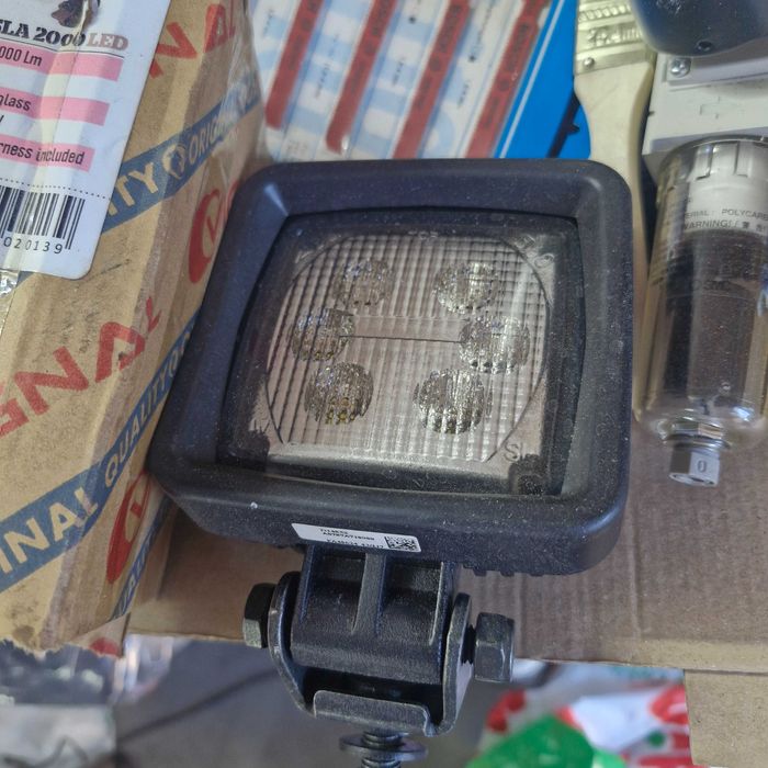 Lampa robocza led 2000