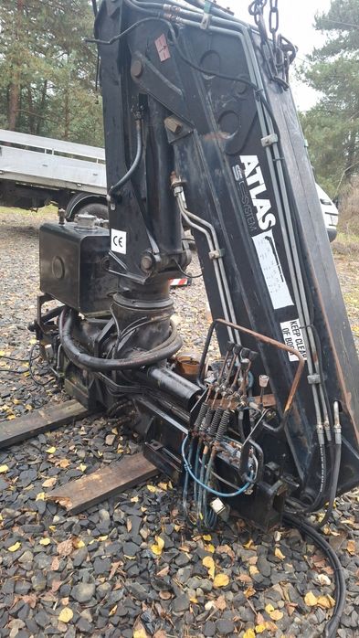 Маніпулятор Атлас 3500 2 висуви стріли.Є вихід на ротатор.