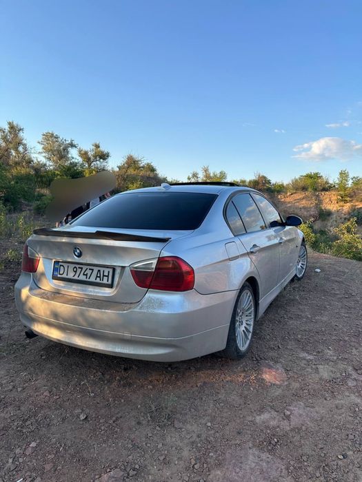 BMW 318I 2006 VIN WBAVA51000KV28511 фото оголошення 2 з 12