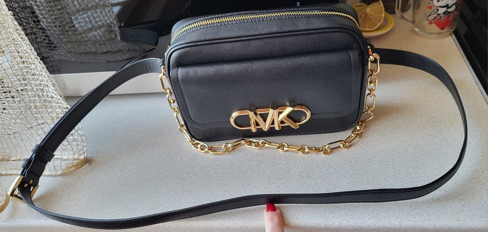 Крос-боді Michael Kors.