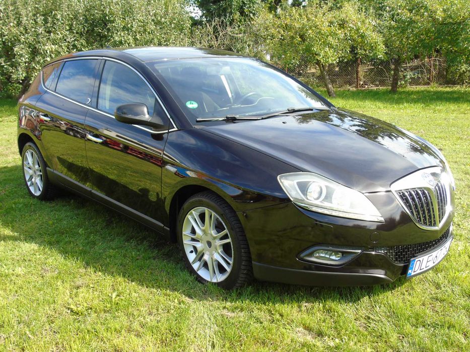Lancia Delta,bogate wyposażenie