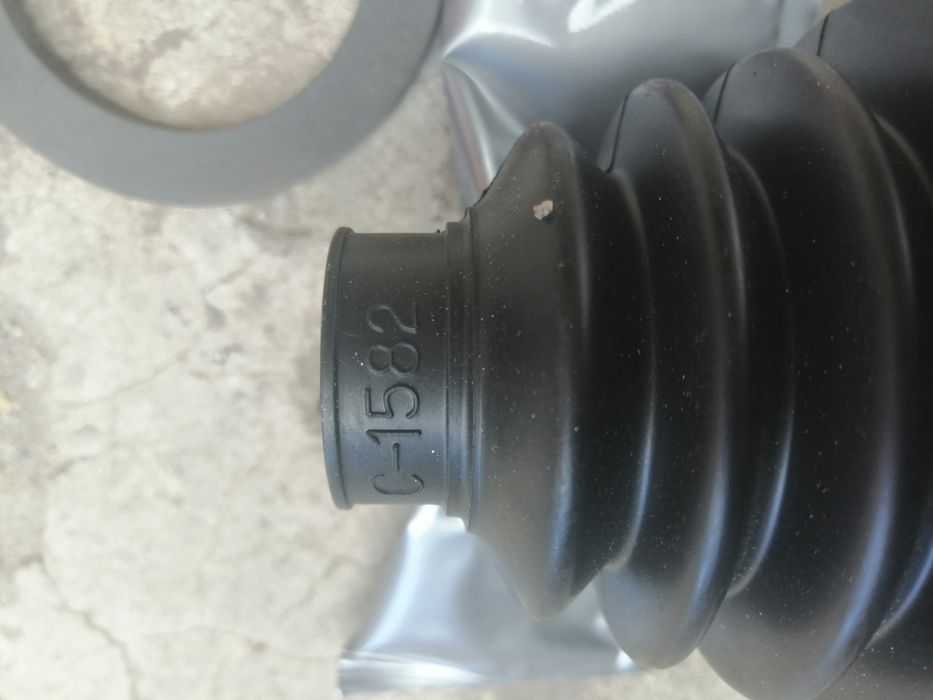 Продам новый пыльник Скудо Експерт Джампи