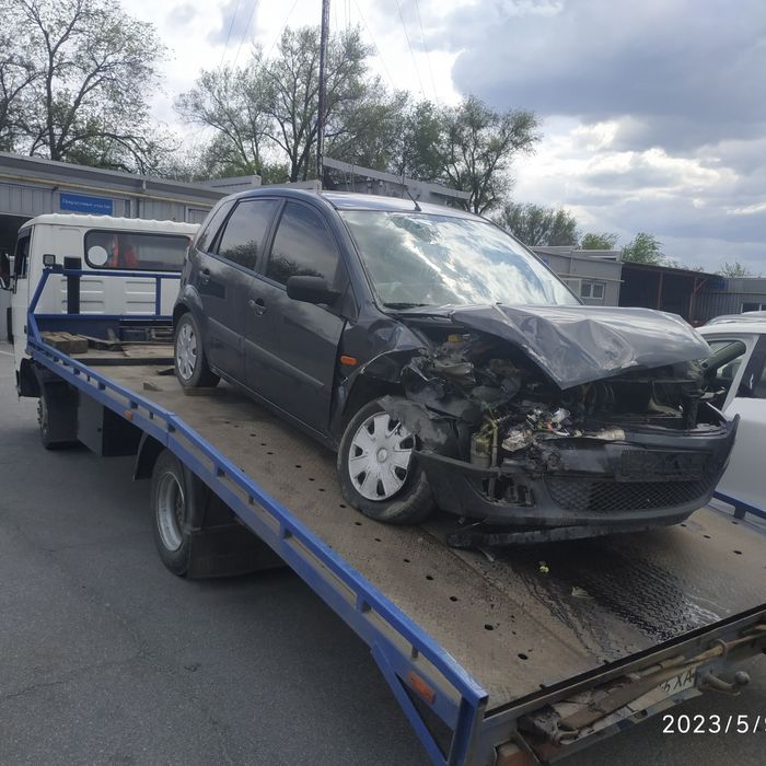Евакуатор Дніпро. Цілодобово
