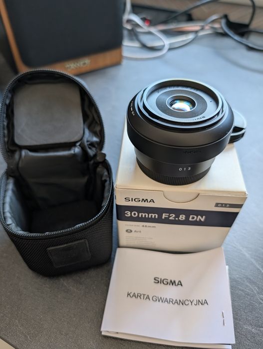 Sigma 30mm f/2.8 DN Art (Sony E) – Stan Idealny, Komplet