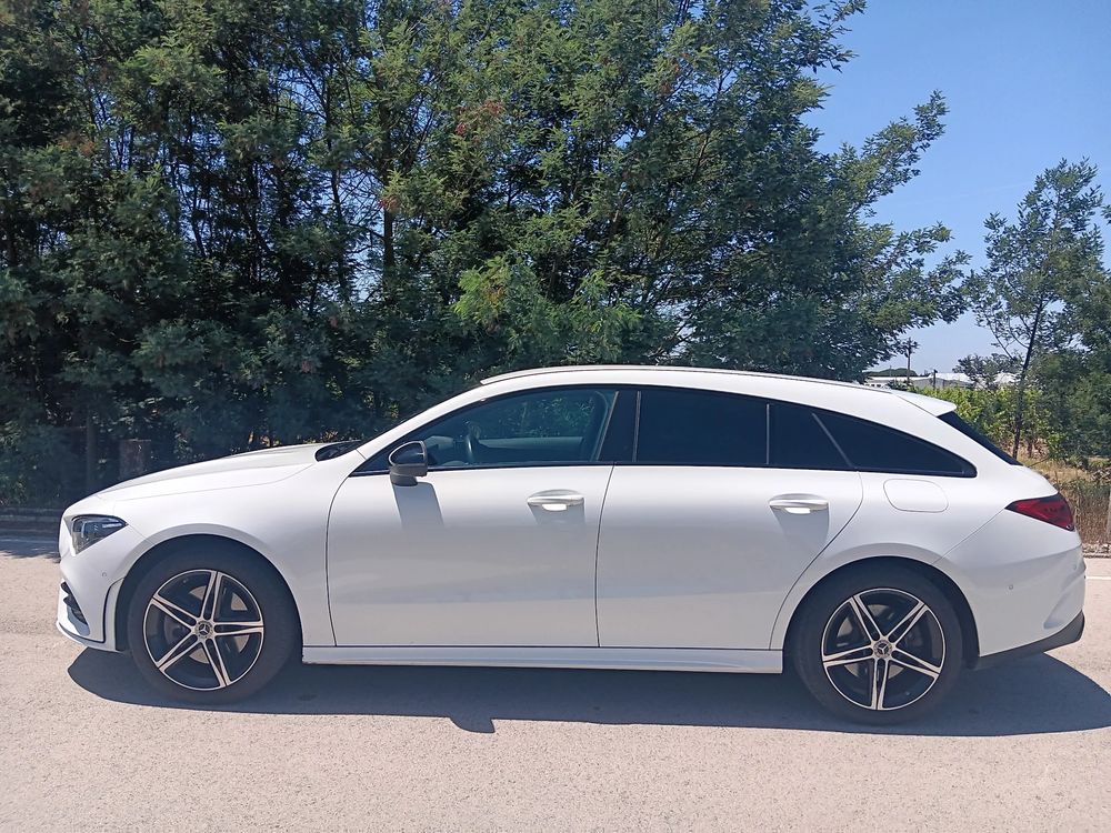 Mercedes-Benz CLA 250 e Shooting Brake AMG Line