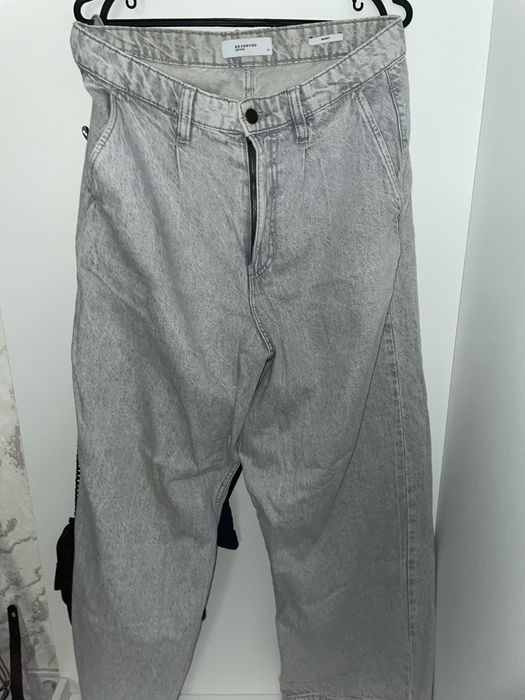 Джинсы Reserved