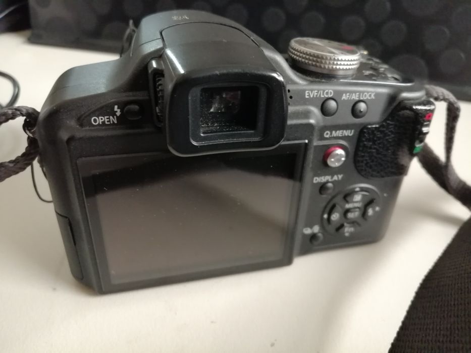 Máquina fotográfica Panasonic Lumix