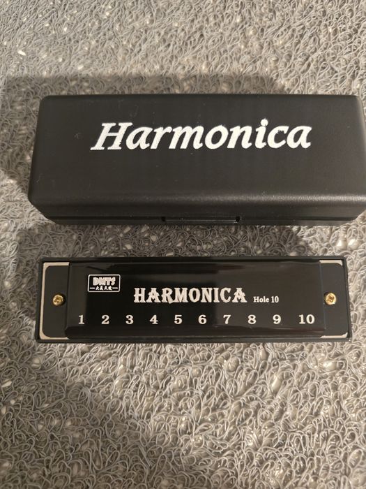 Harmonijka czarna amatorska