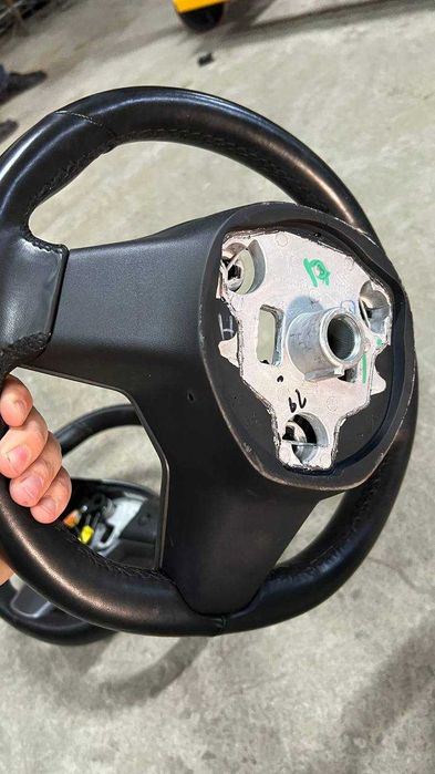 Кермо руль Tesla Model 3 2018-