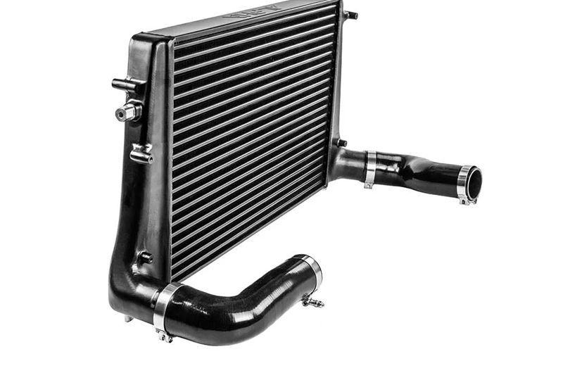 INTERCOOLER ALPHA COMPETITION PARA VW GOLF 5 GTI / GOLF 6 GTI/R / SEAT LEÓN 2 CUPRA / AUDI S3 8P / AUDI TT 8J