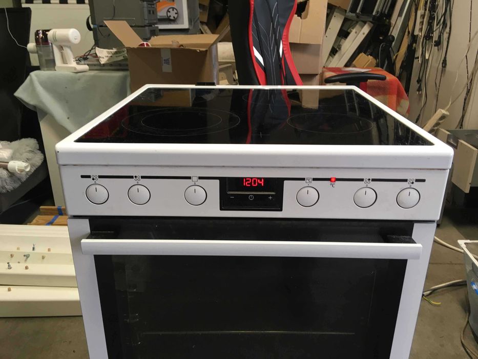 Kuchenka elektryczna 60 cm