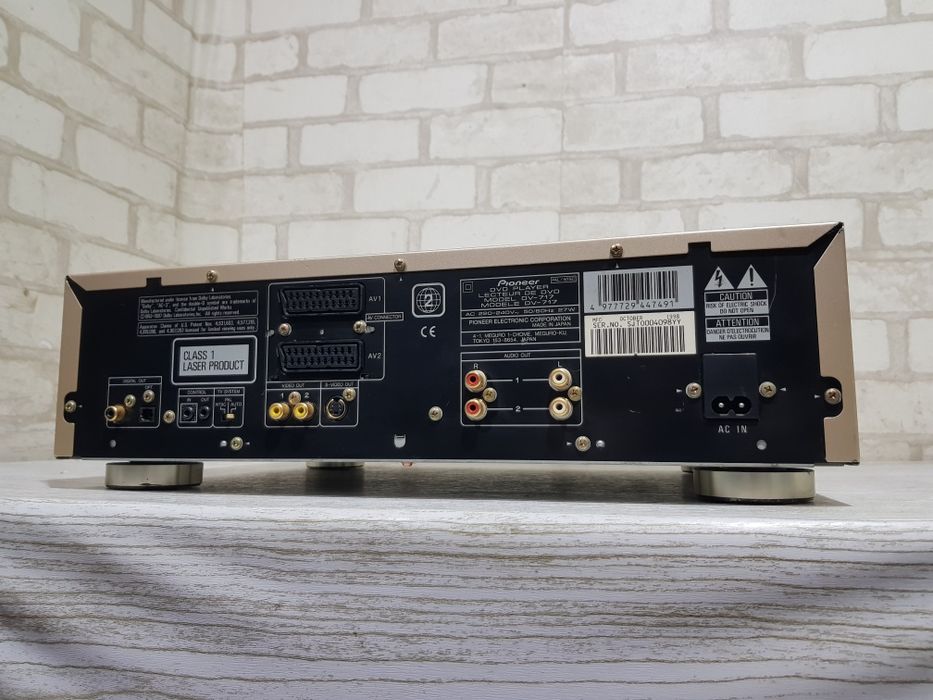 Програвач CD/DVD дисків PIONEER DV-717,б/у з Німеччини
