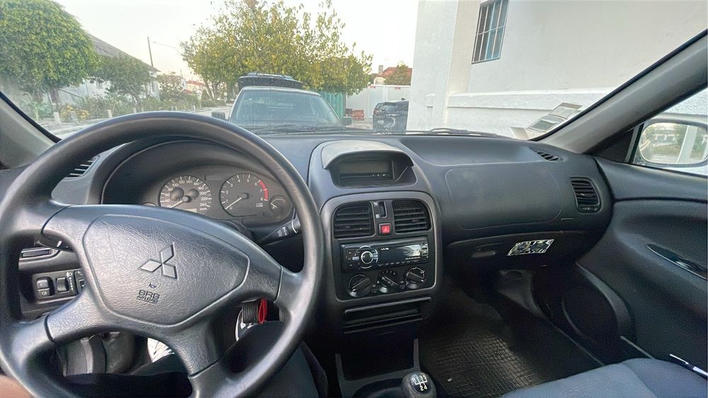 Mitsubishi carisma 1.3 gasolina poderei aceitar trocas — photo 5