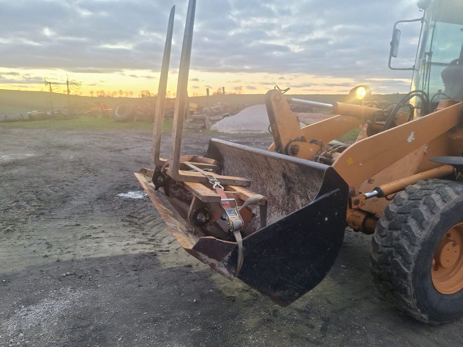 Sprzedam Ładowarka Case