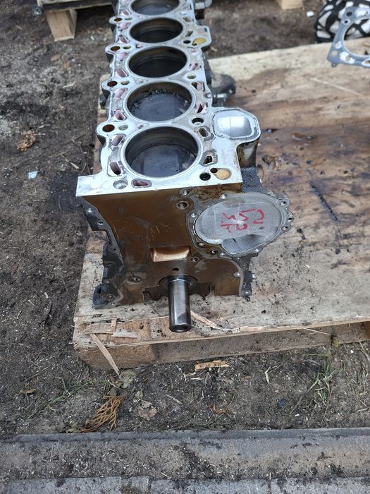 Blok silnika wał korbowody tłoki BMW M52tub20 e46 320i 150 koni