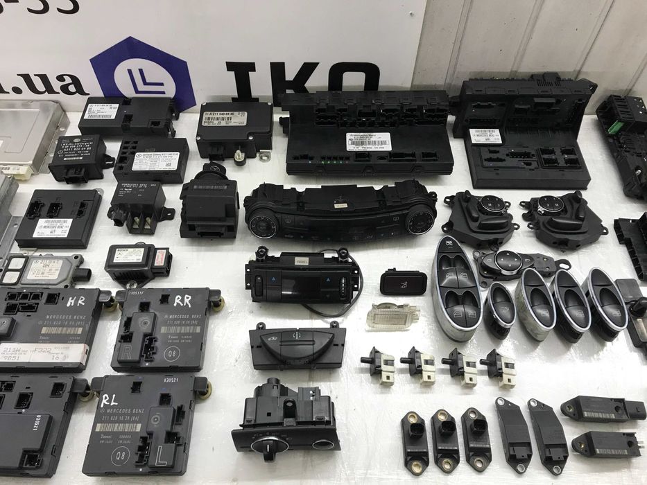 Блок управління ЕБУ Mercedes W211 мерседес 211 запчастини
