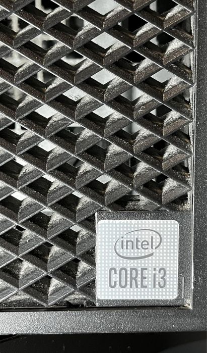 Komputer stacjonarny Dell precision 3640 z kartą graficzną Nvidia