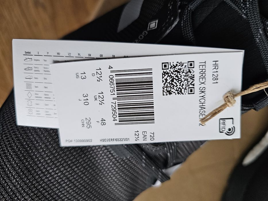 Buty hikingowe Adidas Terrex SKYCHASTER 2 MID GTX. Nowe