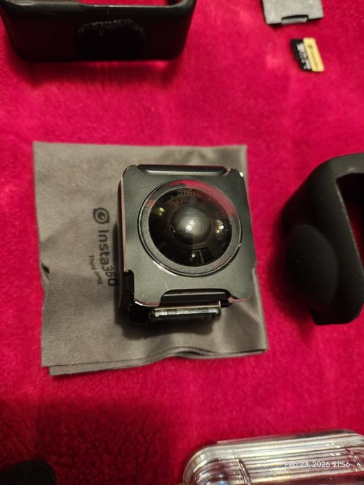 Insta360 One RS Twin Edition + Muitos Acessórios