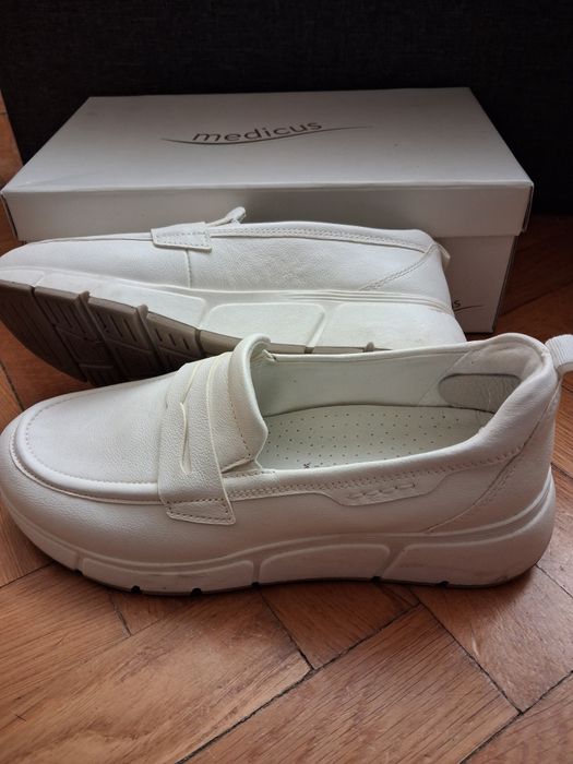 Buty skórzane Medicus rozm 38