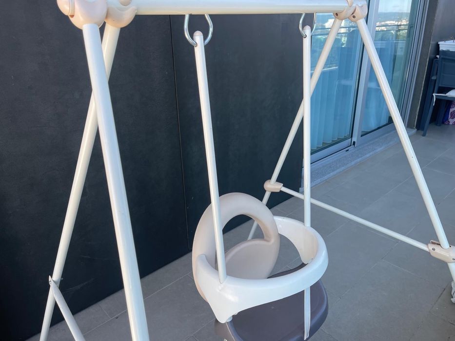 Baloiço para bebé (12 meses - 3 anos)