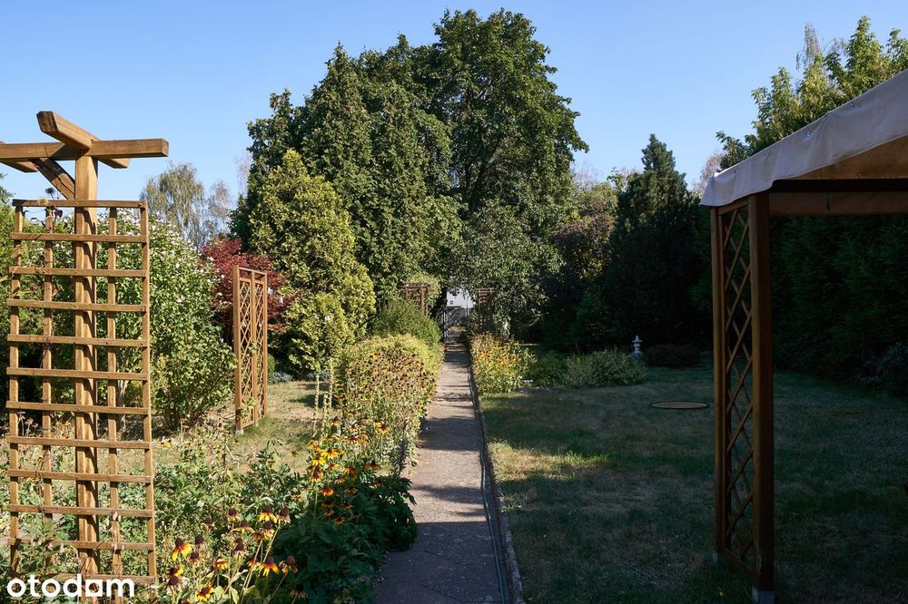 Dom 127 m² | 5 pokoi | 2 garaże | garderoba | piwnica | 2 łazienki