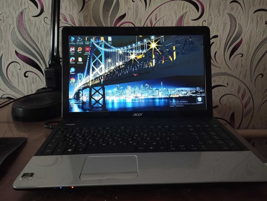 продам ноутбук Acer E1 571G NVIDIA GeForce 710 M