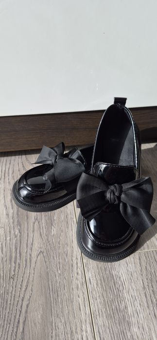 Vendo sapatos menina