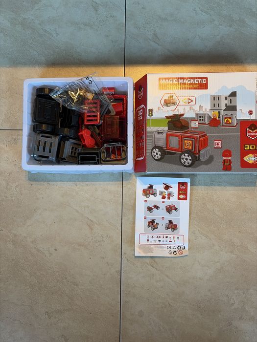 Zabawka, klocki magnetyczne