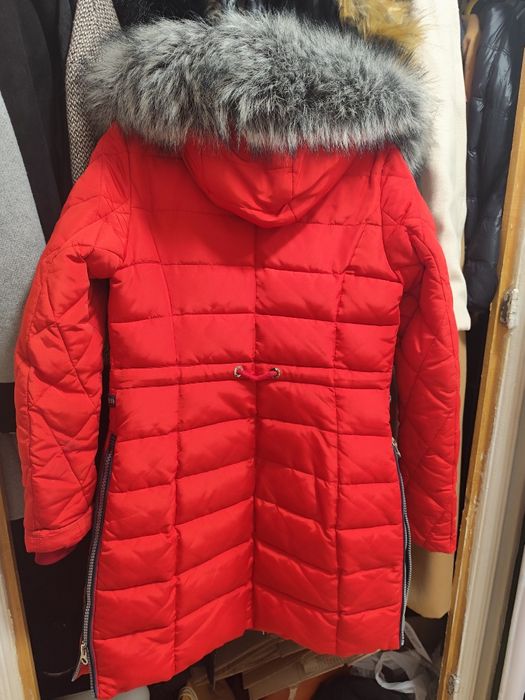 Пуховік розмір S-M
