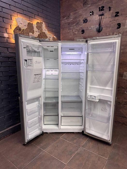 Холодильник  Side-by-Side Samsung RS70F65K1FUA.2024 рік.Доставлю.A+++