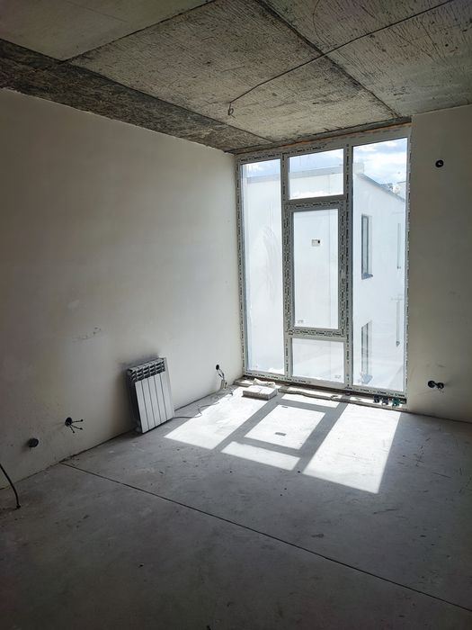 Продаж 2 -х кімнатної квартири в новобудові на Тарашанському масиві