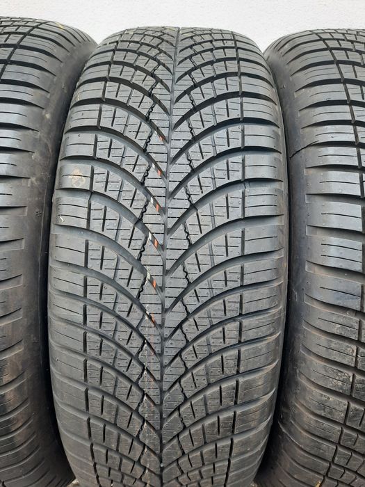4 opony 215/55 R17 Goodyear Vector4seasons gen3 2024r 8mm