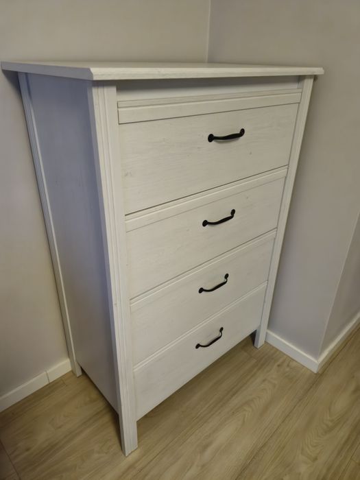 Komoda Brusali 4 szuflady z Ikei jak nowa