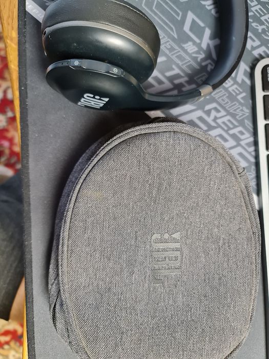 JBL Everest Elite 300