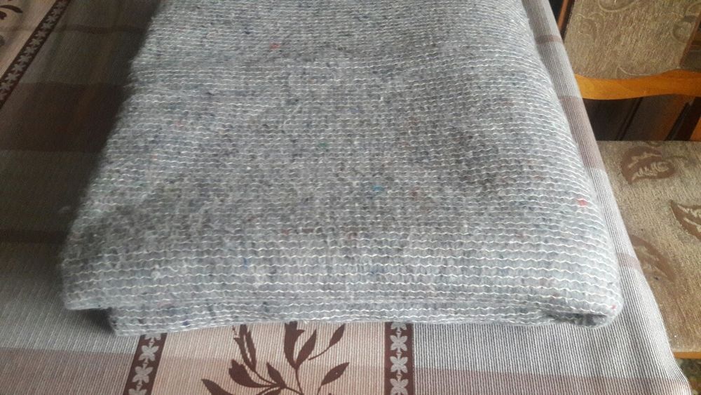 Отрез новый шерстяной.