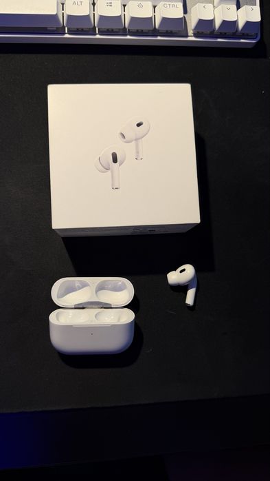 Air Pods Pro 2  Case + tylko prawa słuchawka