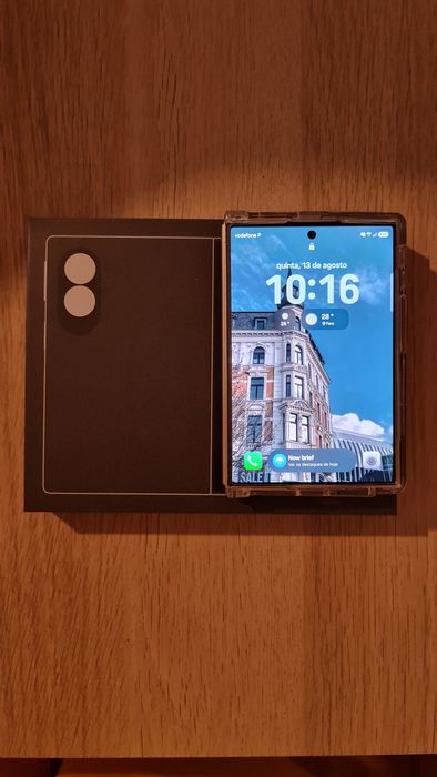 Samsung Galaxy fold 8
